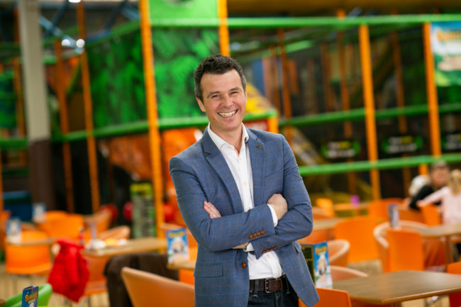 Gordon Foster, Safari MK